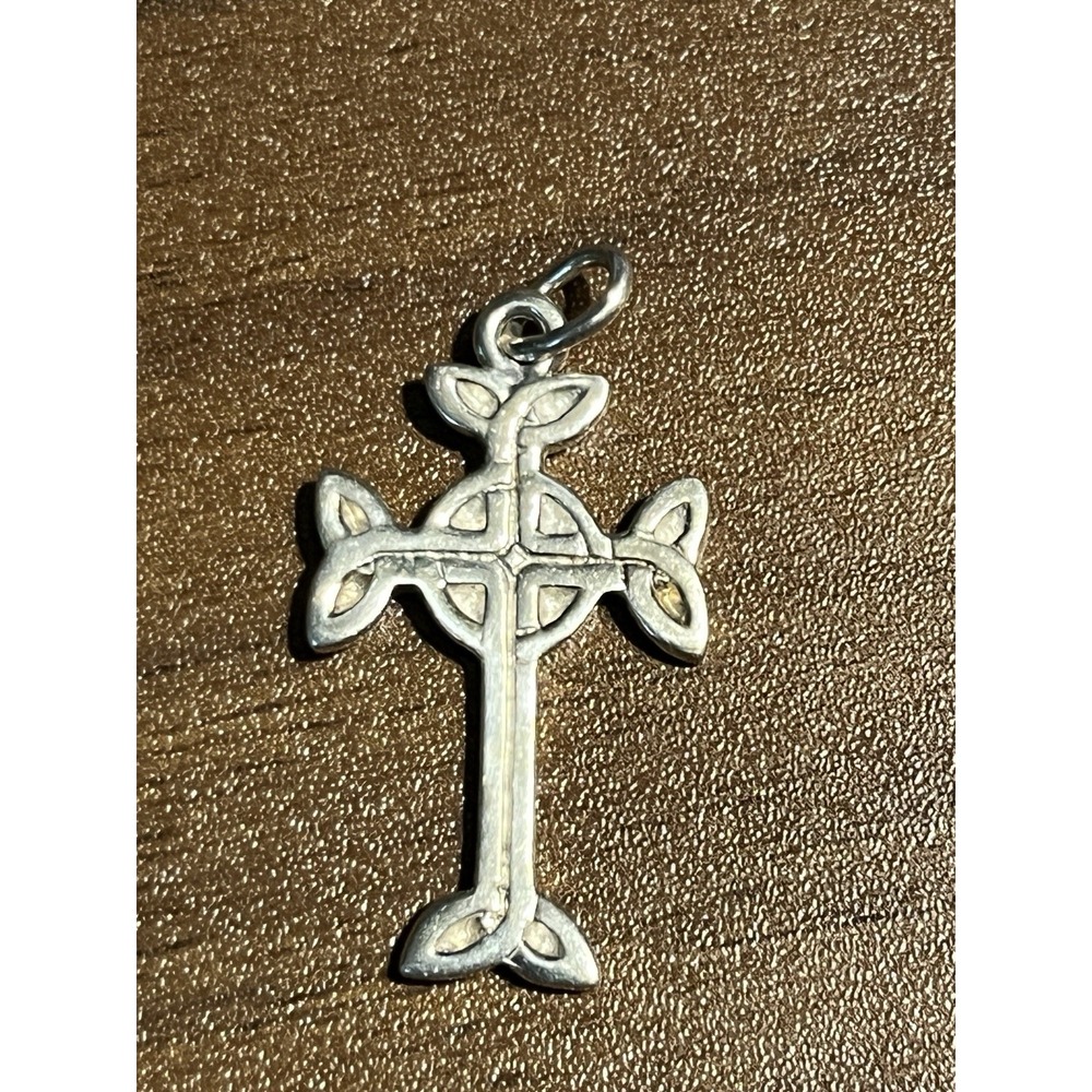 New 925 Sterling Silver Celtic Cross Pendant Jewelry